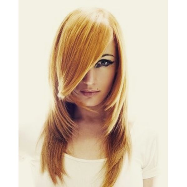 U-shaped Red Layered Hairstyle with Straight Bangs
