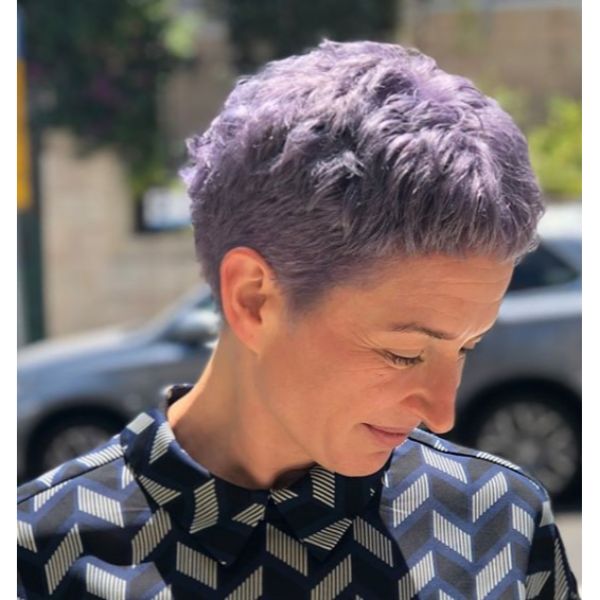  Subtle Purple Crop Cut Hairstyle For Women Over 60