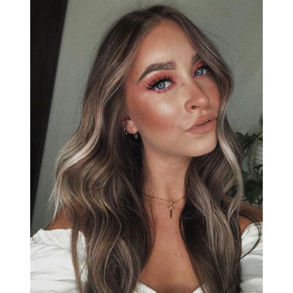 Long Wavy Smokey Brown Hair with Money Piece Highlights