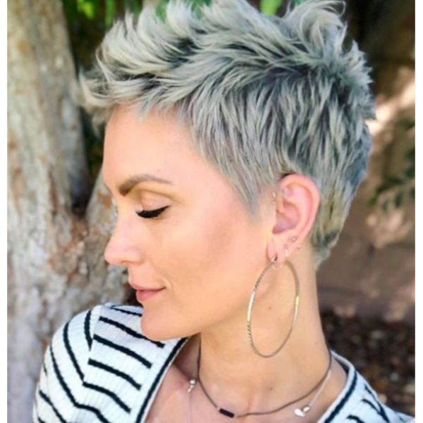 Spiky Pixie Cut for Blonde Hair with Dark Roots