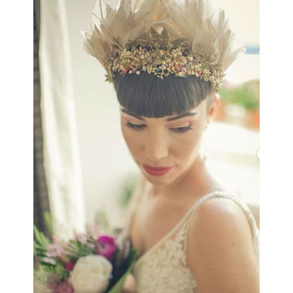 Short Bridal Hairstyles with Massive Feathered Crown
