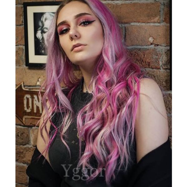 Bubble Gum Pink Hairstyle with Wavy Curls