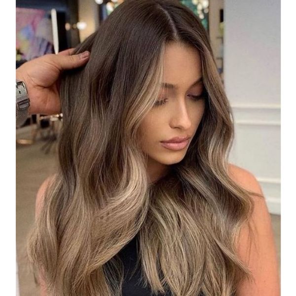 Soft Balayage Hairstyle For Wavy Hair