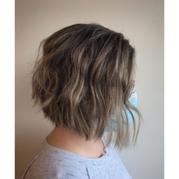 Textured Bob Haircut with Beach Waves And Low Lights