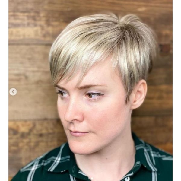 Bright Blonde Pixie Hairstyle For Thin Hair
