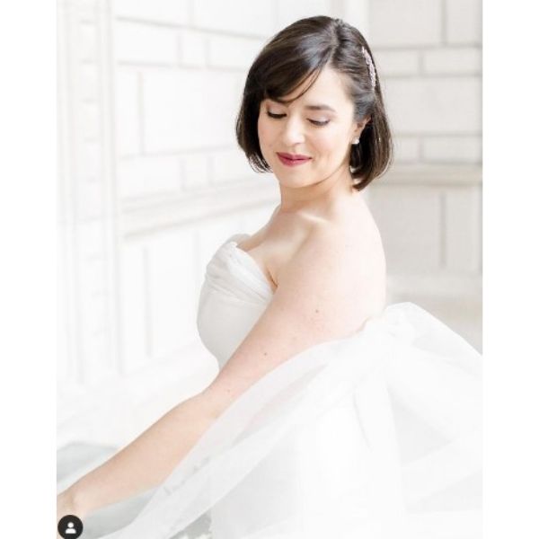  Chic Bob Wedding Hairstyle With Side Piece