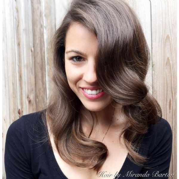 Glamourous Waves For Long Layered Thin Hair With Deep Side Part