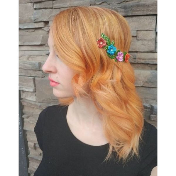 Medium Long Peach Strawberry Blonde Hairstyle With Soft Waves and Colorful Headband