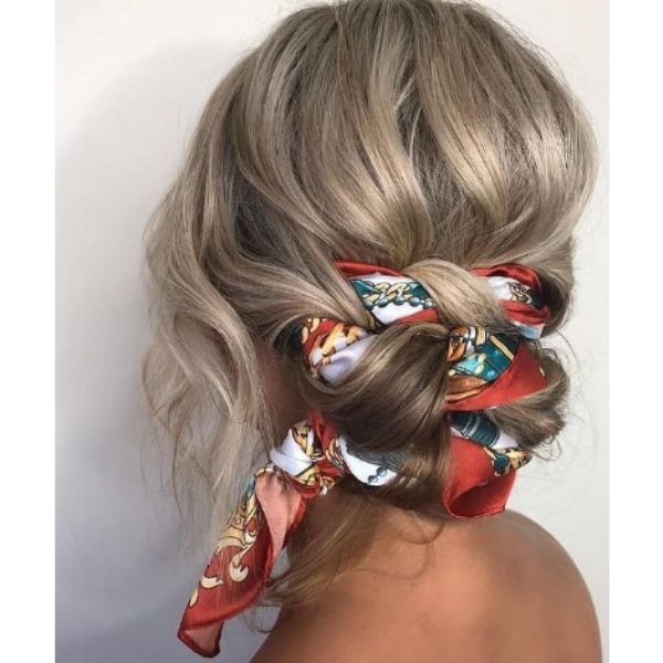 Messy Hairstyle For Blonde Hair With Knotted Scarf