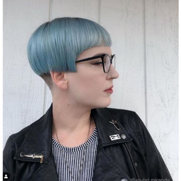 Short Bob For Blue Thin Hair With Baby Bangs