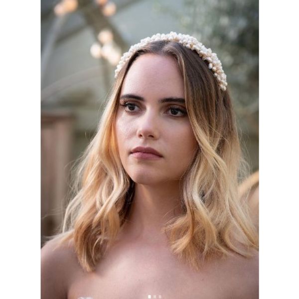  Soft Waves For Blonde Wedding Hairstyles With Jewelry HeadPiece