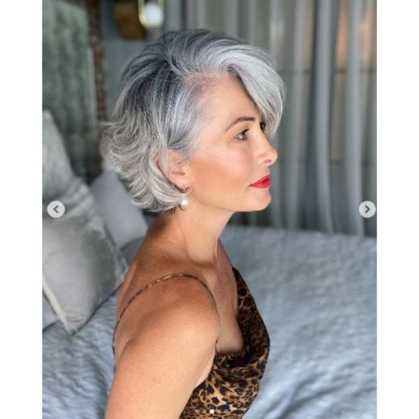 Silver Gray Feathered Bob With Deep Part