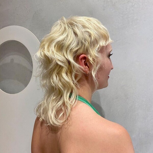 Soft Femme Curls - a woman in a back view