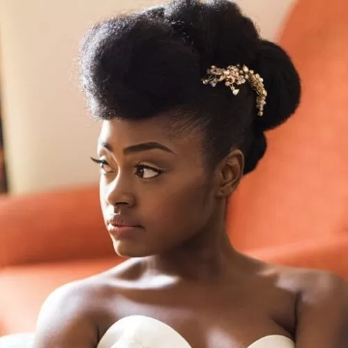 A Pinup Hairdo for a Natural-Haired Bride