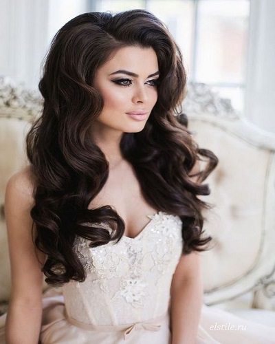 Wavy Wedding Hairstyles for Long Hair 