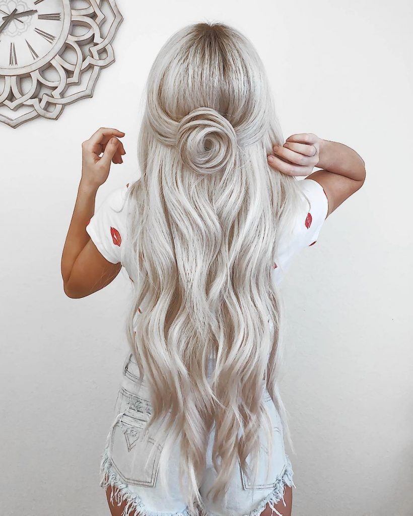 Swirling Half-up Half-down Long Hairstyle