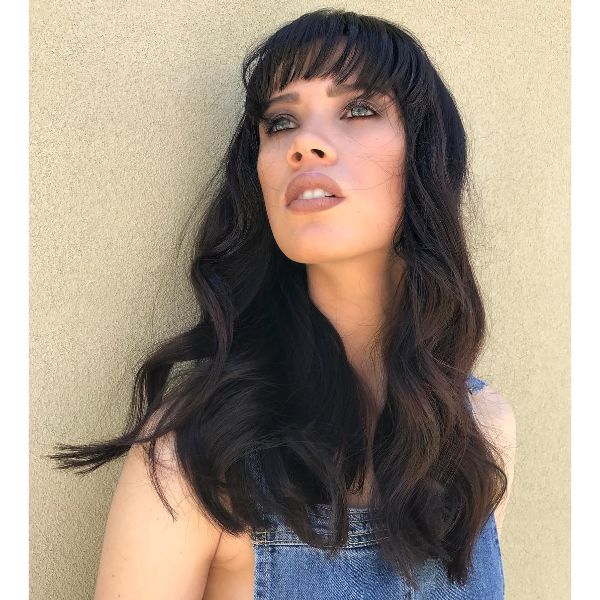 Bouncy Waves for Long-Layered Hair with Straight Bangs