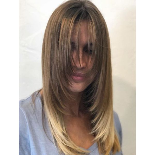U-layered Brown Hair with Blonde Tips