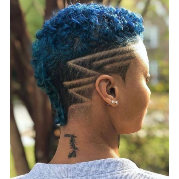 Turquoise Short Curly Mullet Hairstyle with Side Design