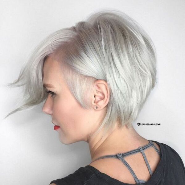 Platinum Silver for Spiky Edgy Pixie Cut Hair - A woman with a red lips