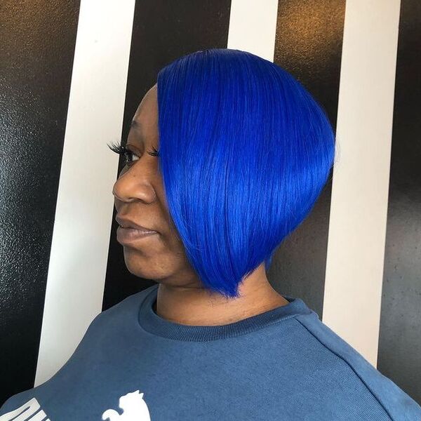 Ocean Blue Tint for Bob Cut - a woman in a side view