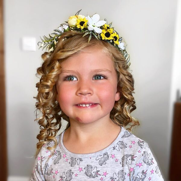 Tight Wand Curl with Beautiful Flower Crown - a girl wearing a shirt