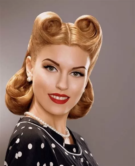 1950s Pinup Hairstyle
