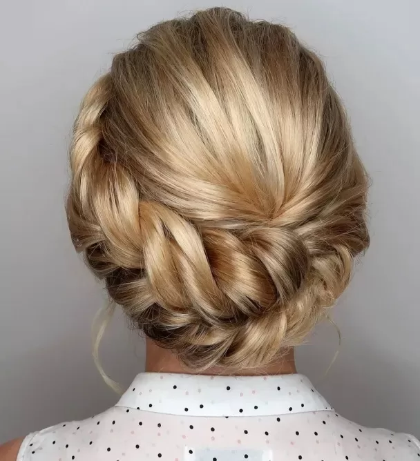 Low Updo Pinup 